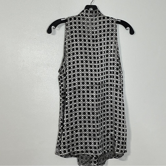 Chiffon by American Apparel Black White Diamond Circles Sleeveless Top - Picture 4 of 6